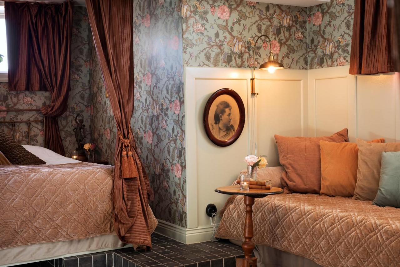 Strandvillan Hotell Och Bed & Breakfast Lysekil Exterior photo