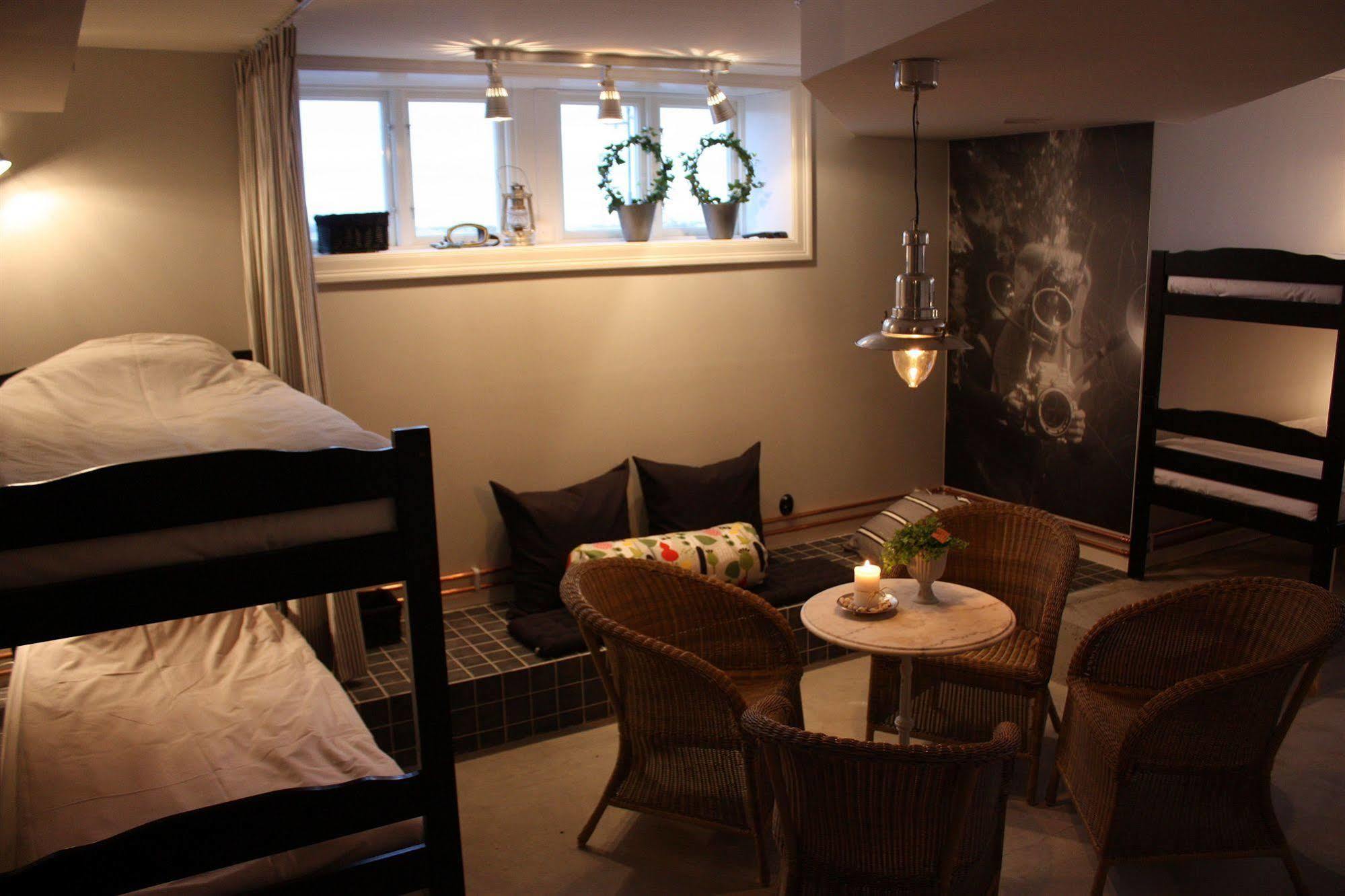 Strandvillan Hotell Och Bed & Breakfast Lysekil Exterior photo